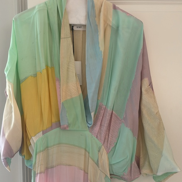 NWT SWF dress with plunging neckline - Picture 2 of 4